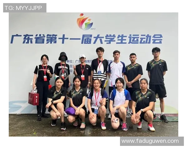 深入探讨上海羽毛球队不同组合的配合效果与战术优势分析 深入探讨上海羽毛球队不同组合的配合效果与战术优势分析