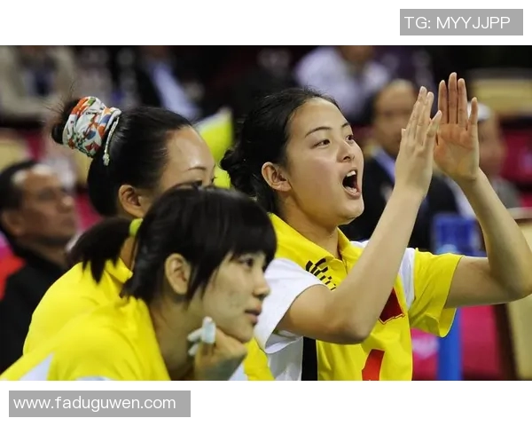 杨娜专访:从青春岁月到辉煌赛场的排球人生回顾 杨娜专访:从青春岁月到辉煌赛场的排球人生回顾